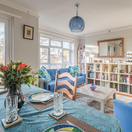 Comfortable Home In Wandsworth Лондон Екстериор снимка