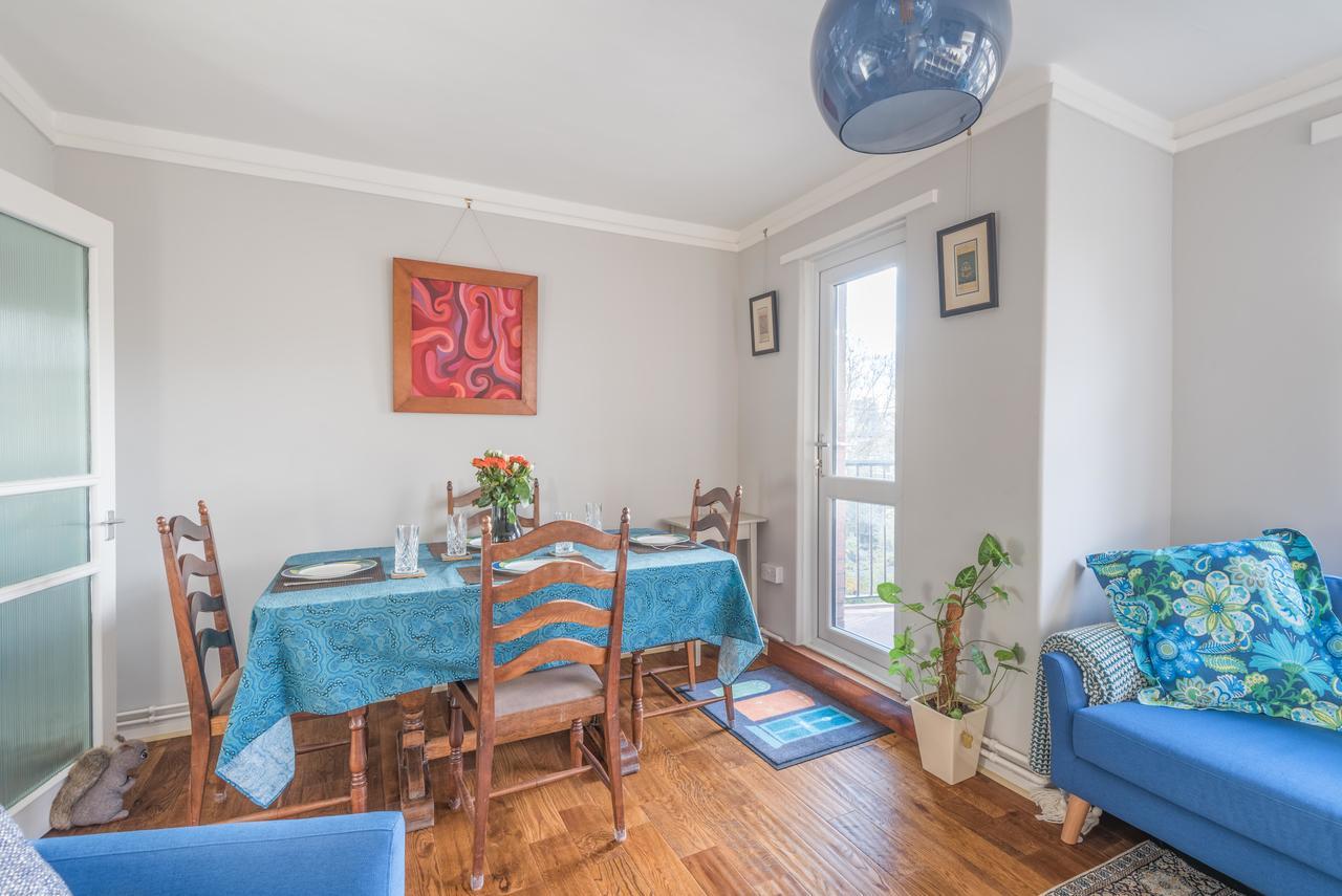Comfortable Home In Wandsworth Лондон Екстериор снимка